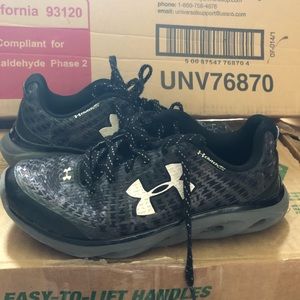 Youth boys Under Armour tennis shoes